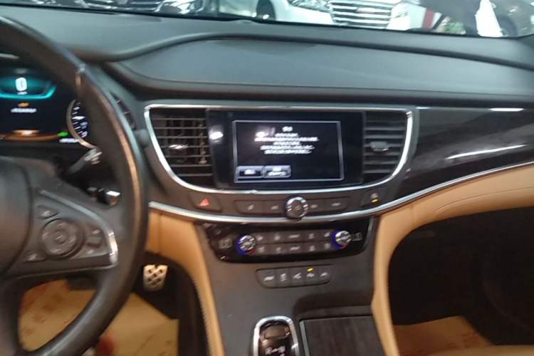 Used Buick LaCrosse 2016 20T Luxury Model Audio And AC Panel