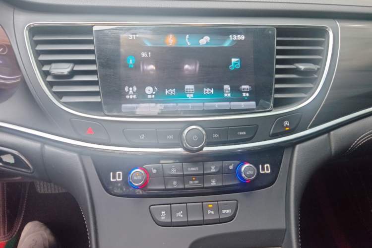 Used Buick LaCrosse 2016 Revised Version 28T Elite Edition Audio And AC Panel