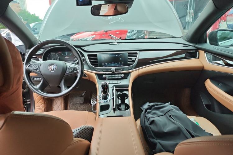 Used Buick LaCrosse 2016 20T Luxury Model Center Console