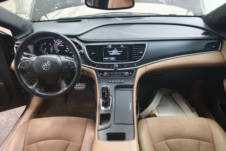 Used Buick LaCrosse 2016 20T Luxury Model Center Console