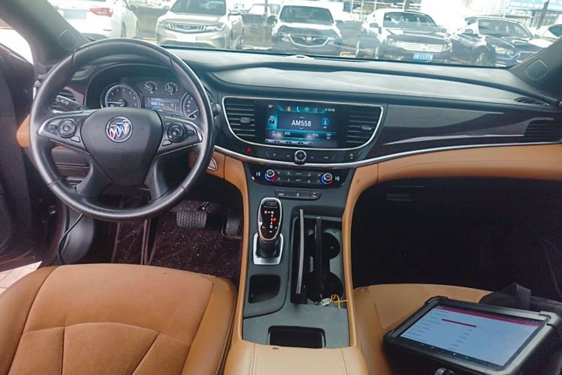 Used Buick LaCrosse 2016 20T Elite Edition Center Console