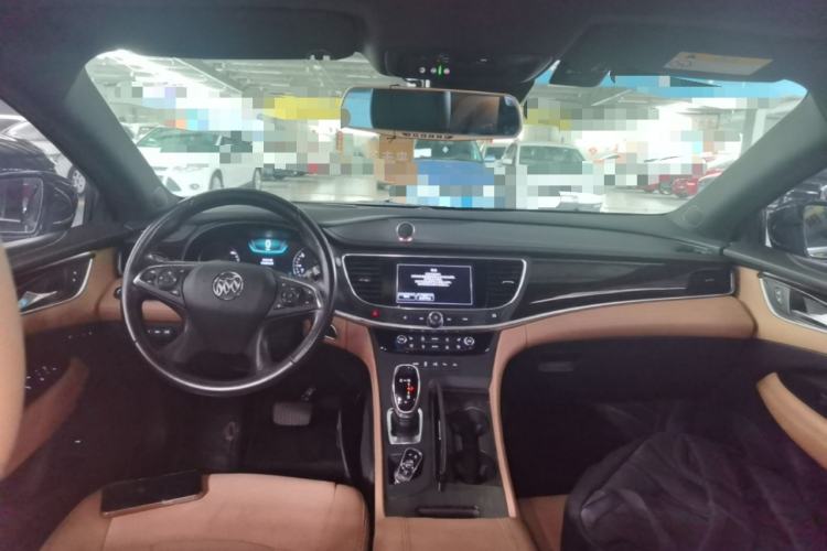 Used Buick LaCrosse 2016 20T Luxury Model Center Console