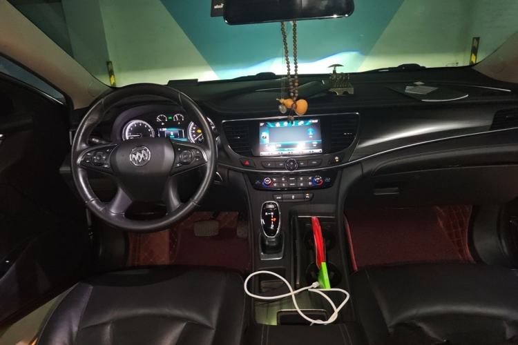 Used Buick LaCrosse 2016 20T Elite Edition Center Console