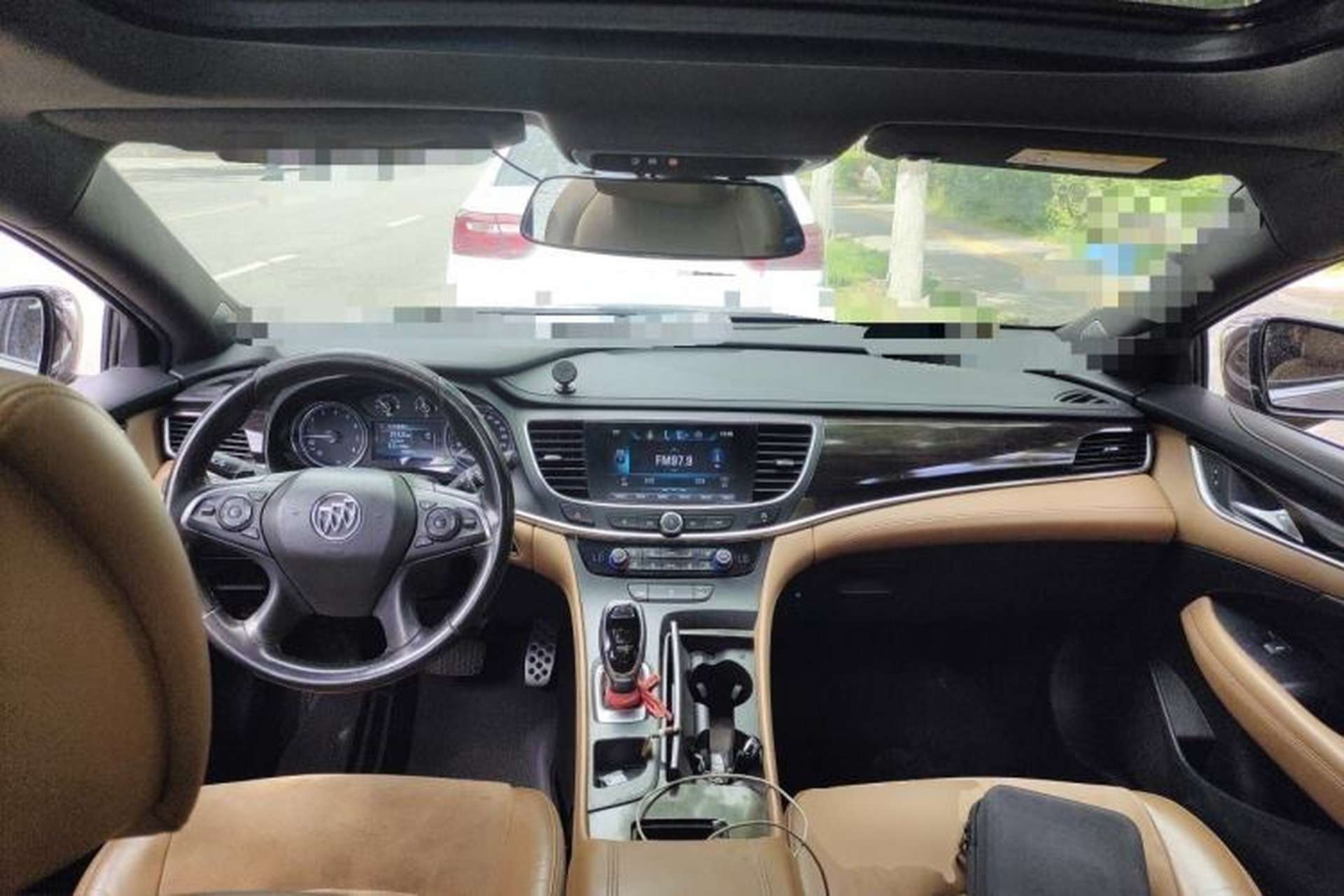Used Buick LaCrosse 2016 20T Elite Edition Center Console