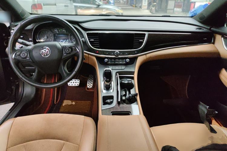 Used Buick LaCrosse 2016 20T Elite Edition Center Console