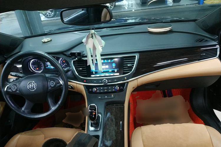 Used Buick LaCrosse 2016 20T Elite Edition Center Console