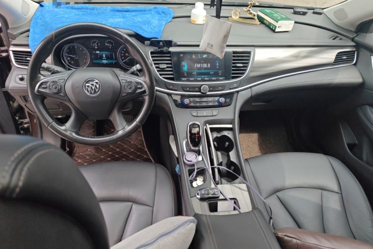 Used Buick LaCrosse 2016 20T Elite Edition Center Console