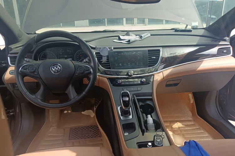 Used Buick LaCrosse 2016 20T Elite Edition Center Console