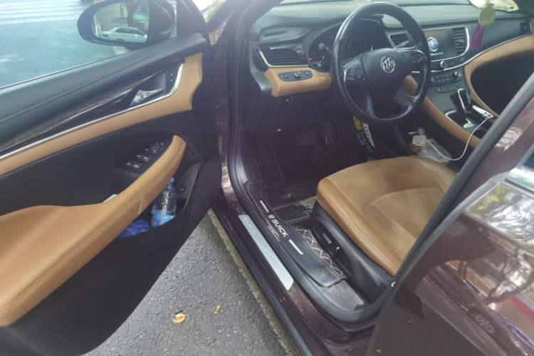 Used Buick LaCrosse 2016 28T Premium Edition Driver Seat