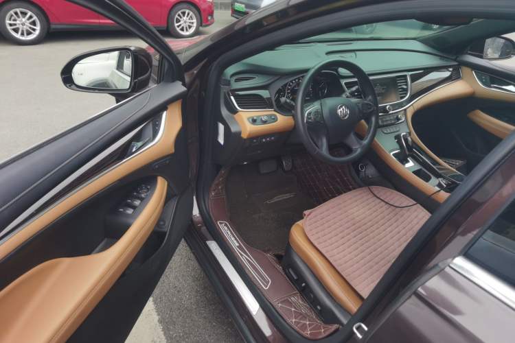 Used Buick LaCrosse 2016 20T Luxury Model Driver Seat