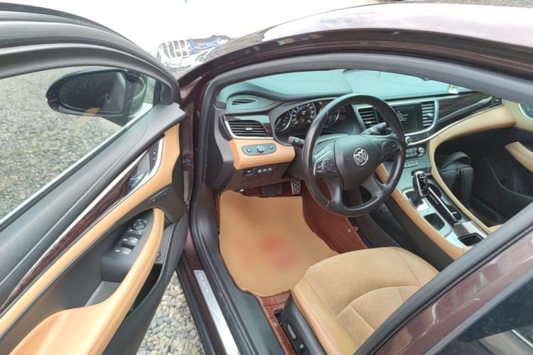 Used Buick LaCrosse 2016 20T Luxury Model Driver Seat
