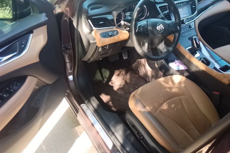 Used Buick LaCrosse 2016 20T Elite Edition Driver Seat