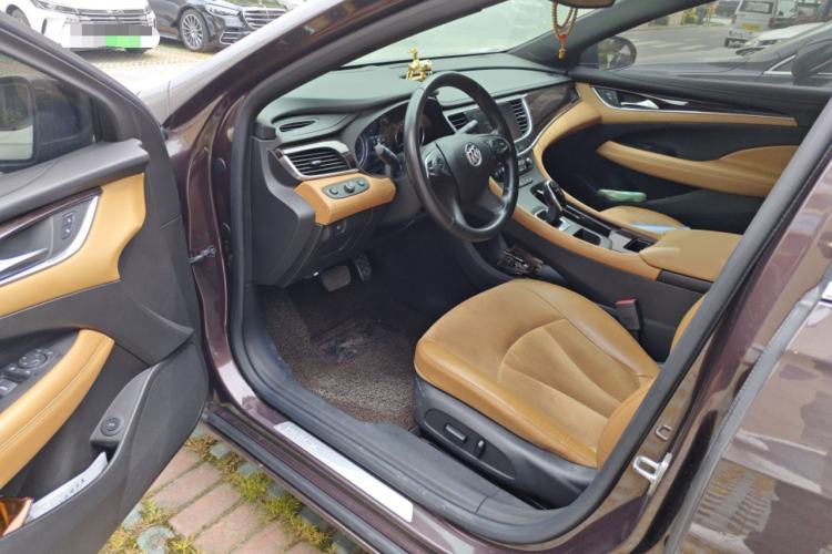 Used Buick LaCrosse 2016 28T Premium Edition Driver Seat