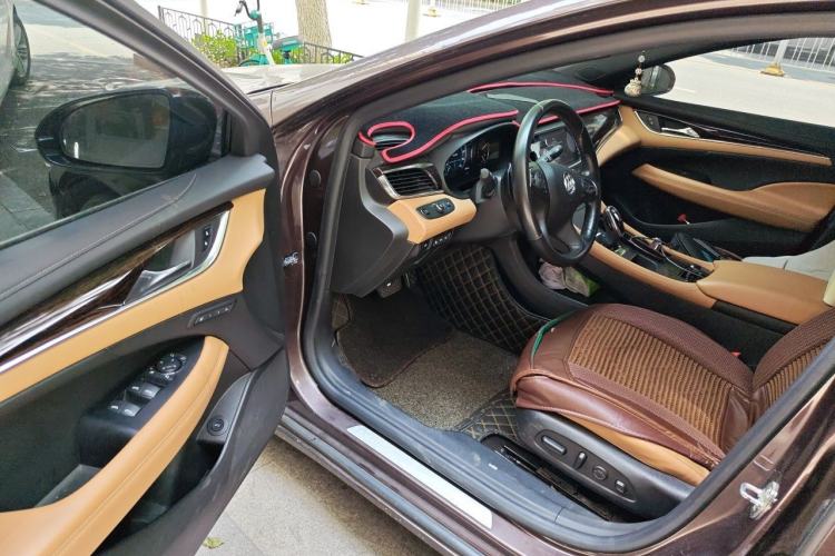 Used Buick LaCrosse 2016 20T Luxury Model Driver Seat