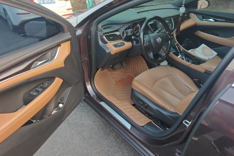 Used Buick LaCrosse 2016 28T Elite Model Driver Seat