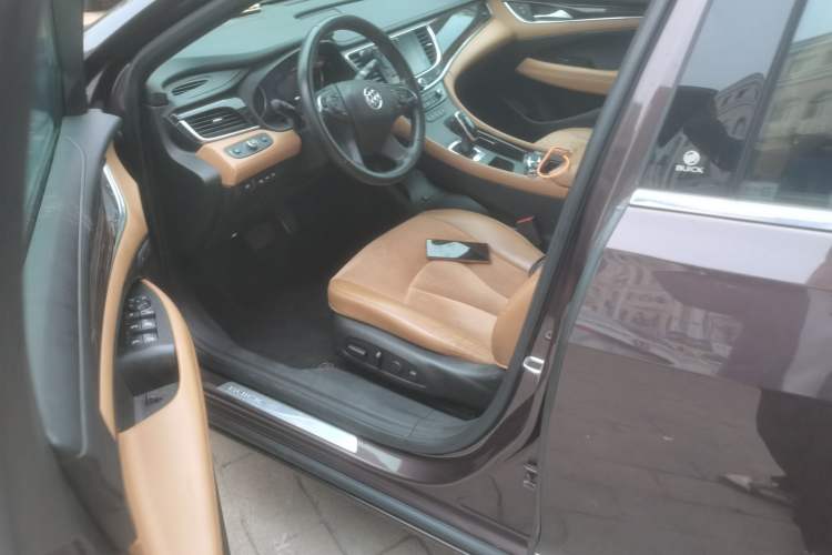 Used Buick LaCrosse 2016 20T Luxury Model Driver Seat