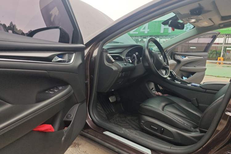Used Buick LaCrosse 2016 Revised Version 28T Elite Edition Driver Seat