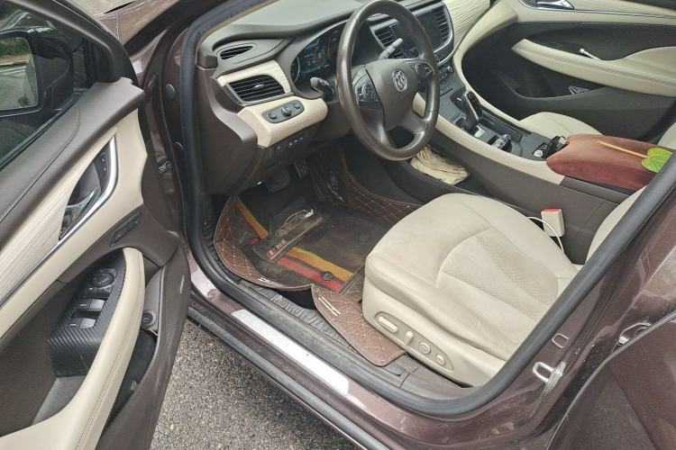 Used Buick LaCrosse 2016 30H Luxury Version Driver Seat