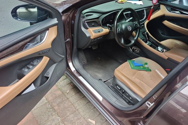 Used Buick LaCrosse 2016 20T Luxury Model Driver Seat