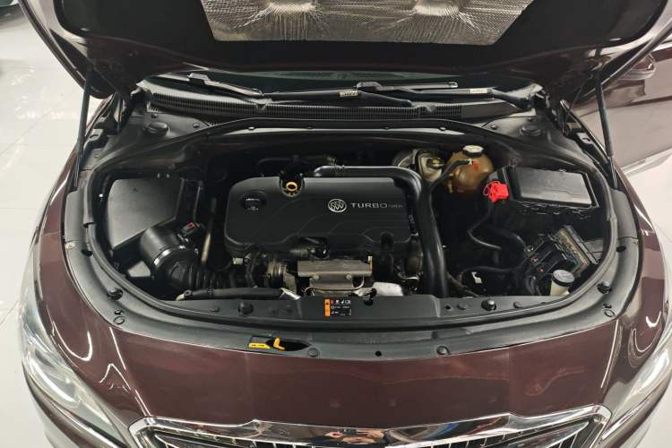 Used Buick LaCrosse 2016 20T Leading Model Engine Bay