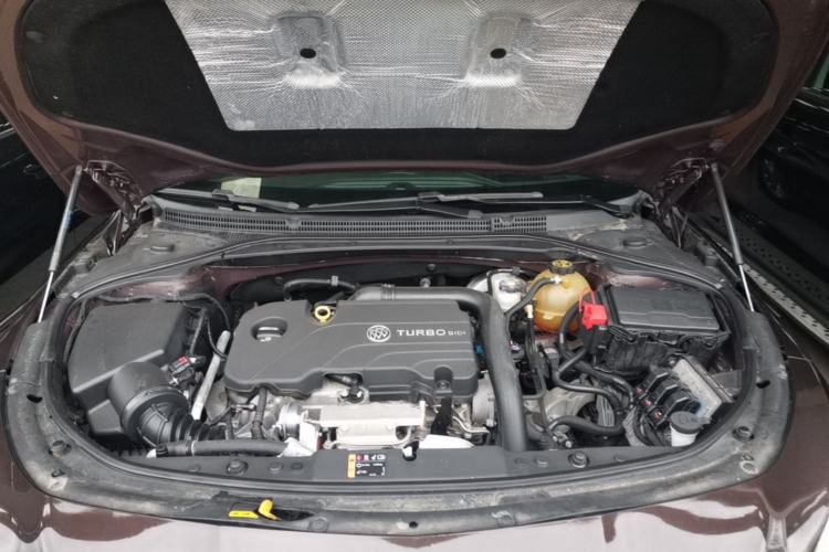 Used Buick LaCrosse 2016 20T Luxury Model Engine Bay