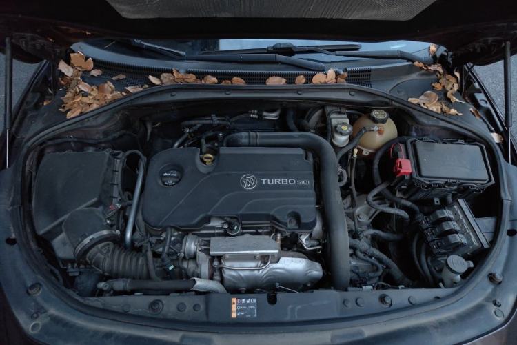 Used Buick LaCrosse 2016 20T Elite Edition Engine Bay