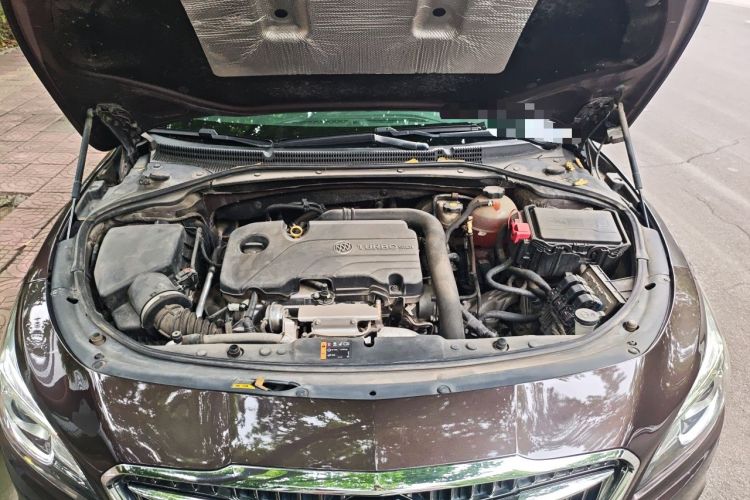 Used Buick LaCrosse 2016 20T Elite Edition Engine Bay