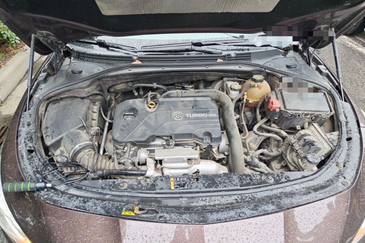 Used Buick LaCrosse 2016 20T Luxury Model Engine Bay