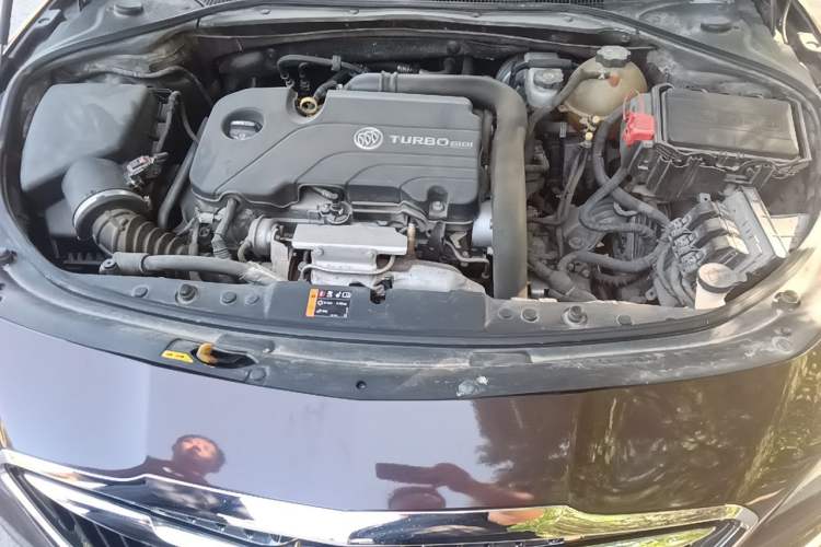 Used Buick LaCrosse 2016 20T Elite Edition Engine Bay