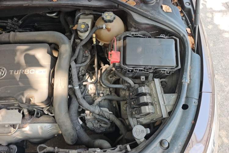 Used Buick LaCrosse 2016 Revised 20T Leading Edition Engine Bay Left