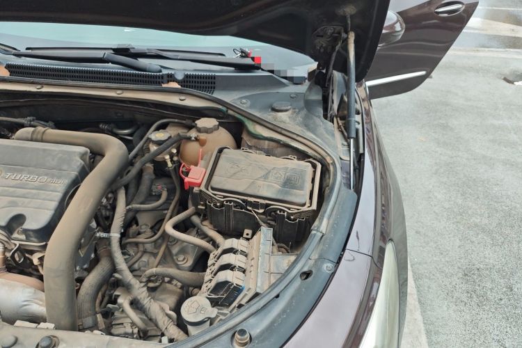 Used Buick LaCrosse 2016 20T Luxury Model Engine Bay Left