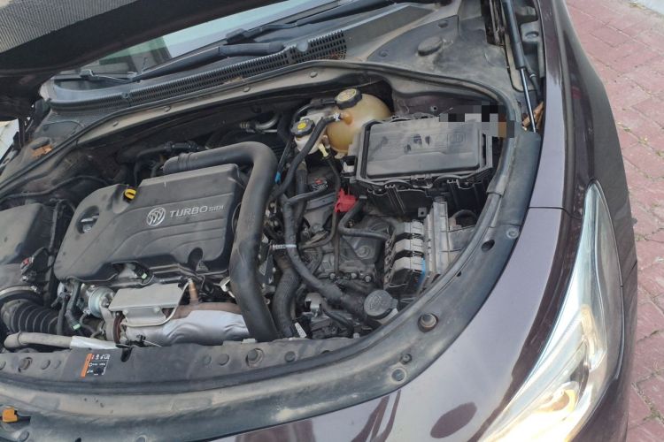 Used Buick LaCrosse 2016 20T Elite Edition Engine Bay Left
