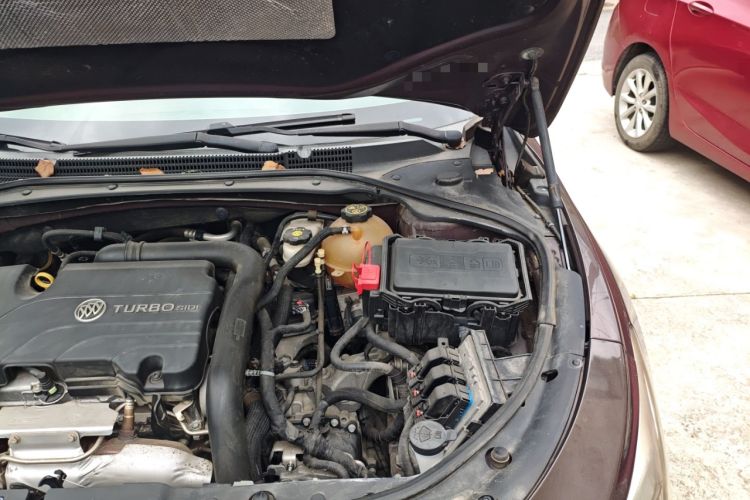 Used Buick LaCrosse 2016 20T Elite Edition Engine Bay Left
