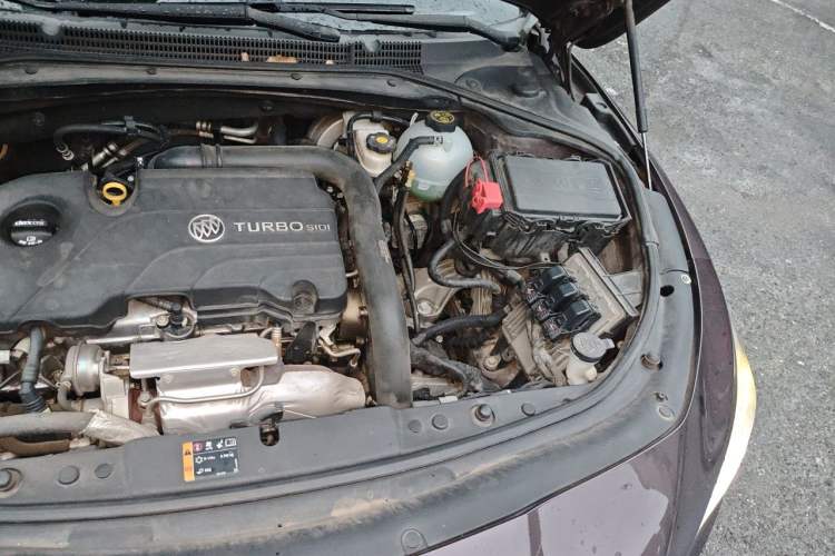 Used Buick LaCrosse 2016 20T Elite Edition Engine Bay Left
