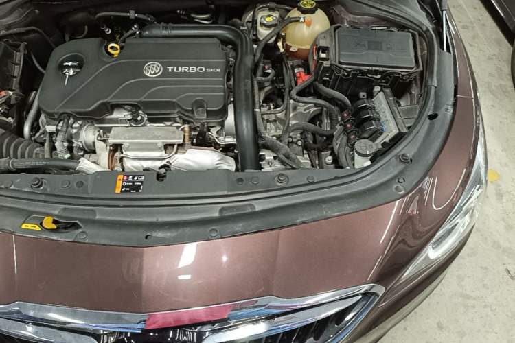 Used Buick LaCrosse 2016 20T Elite Edition Engine Bay Left