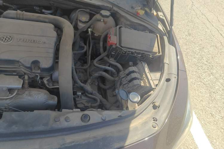 Used Buick LaCrosse 2016 Revised 20T Leading Edition Engine Bay Left