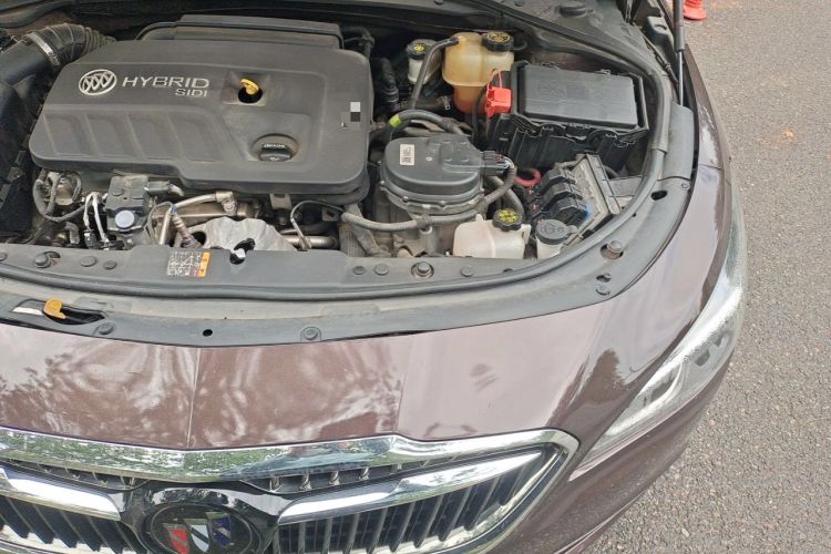 Used Buick LaCrosse 2016 30H Luxury Version Engine Bay Left