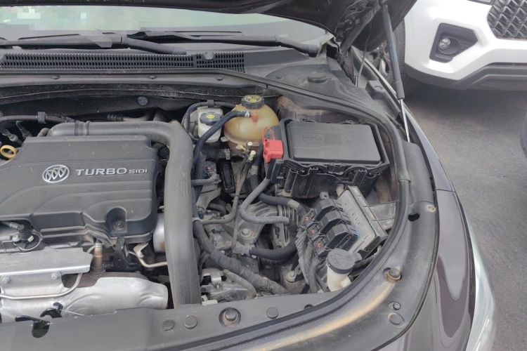 Used Buick LaCrosse 2016 Revised 20T Leading Edition Engine Bay Left