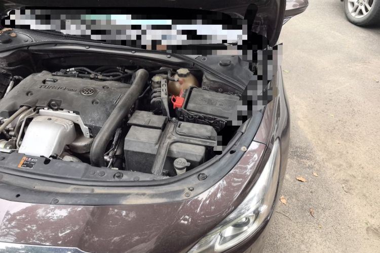 Used Buick LaCrosse 2016 Revised Version 28T Elite Edition Engine Bay Left