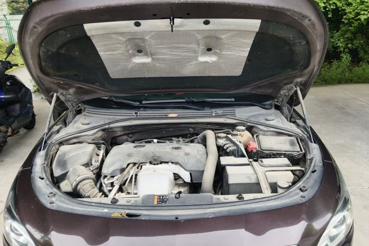 Used Buick LaCrosse 2016 Revised Version 28T Elite Edition Engine Bay