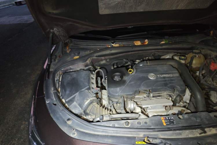 Used Buick LaCrosse 2016 20T Elite Edition Engine Bay Right