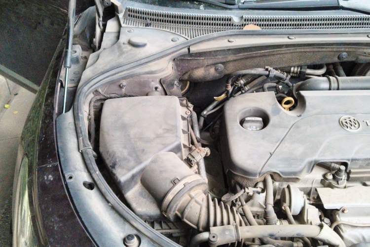 Used Buick LaCrosse 2016 20T Elite Edition Engine Bay Right