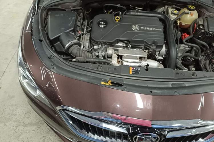 Used Buick LaCrosse 2016 20T Elite Edition Engine Bay Right