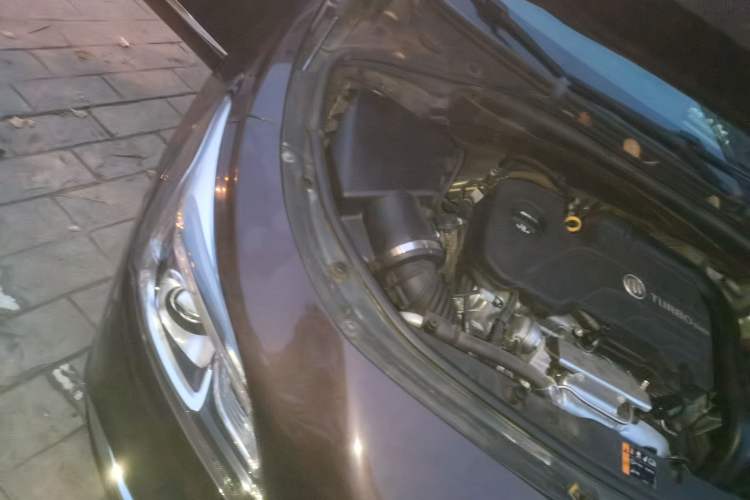 Used Buick LaCrosse 2016 20T Luxury Model Engine Bay Right