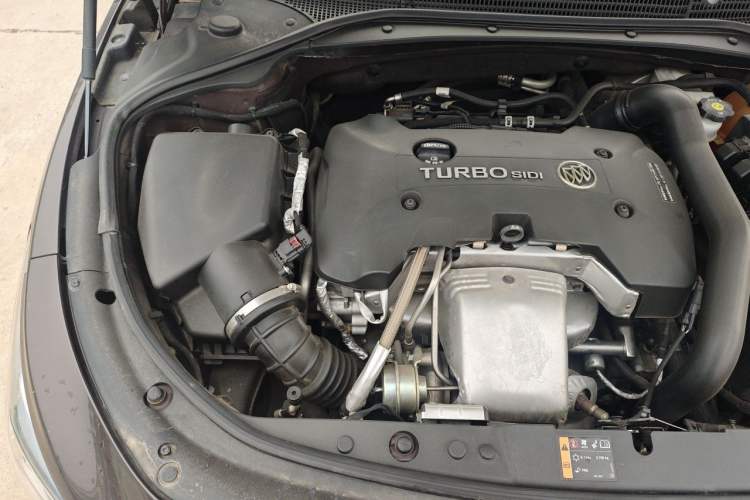 Used Buick LaCrosse 2016 Revised Version 28T Elite Edition Engine Bay Right