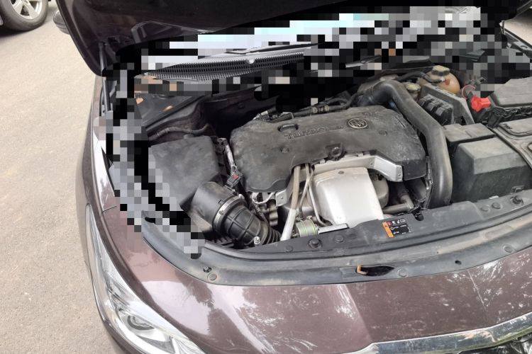 Used Buick LaCrosse 2016 Revised Version 28T Elite Edition Engine Bay Right