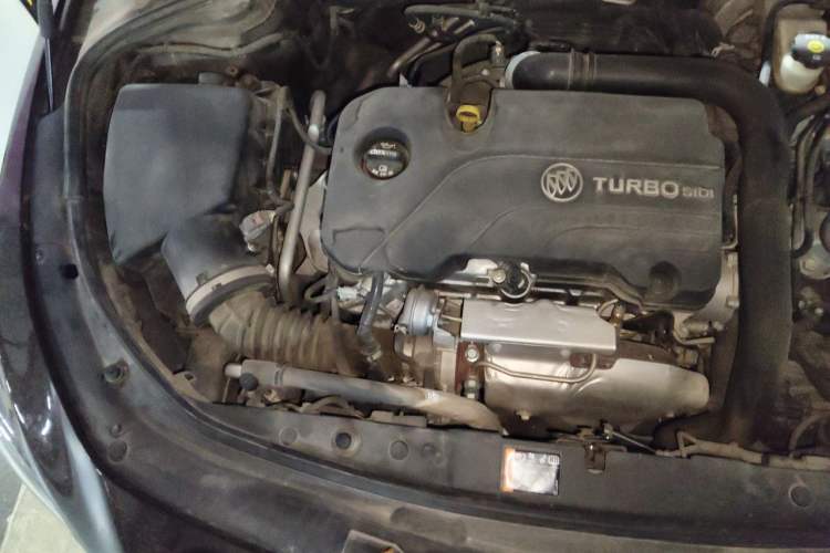 Used Buick LaCrosse 2016 20T Elite Edition Engine Bay Right