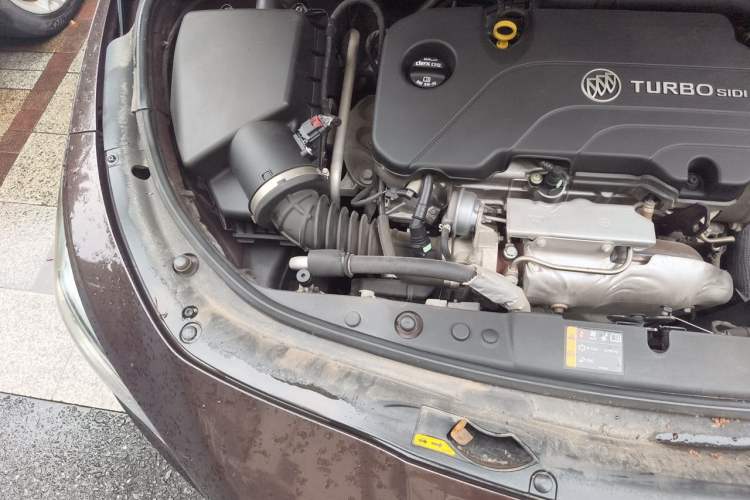 Used Buick LaCrosse 2016 20T Leading Model Engine Bay Right