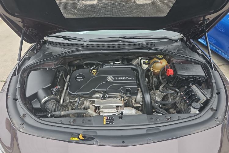 Used Buick LaCrosse 2016 20T Luxury Model Engine Bay