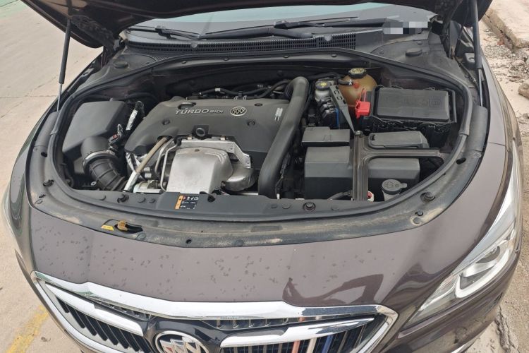 Used Buick LaCrosse 2016 Revised Version 28T Elite Edition Engine Bay